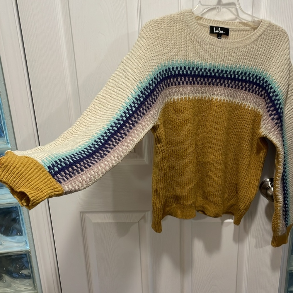 Lulu’s sweater - Picture 2 of 7
